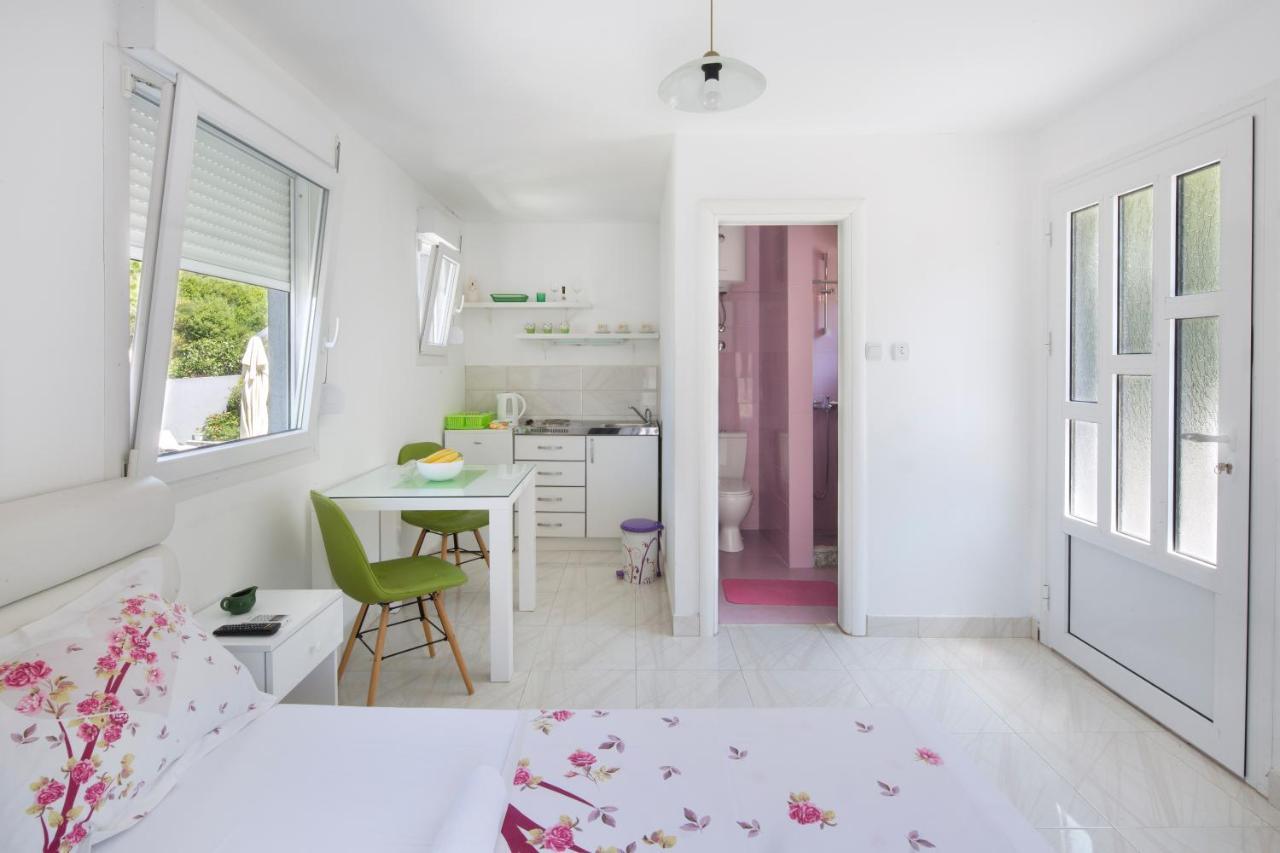 Studios Merdovic Budva Luaran gambar