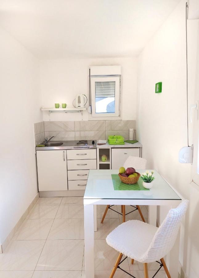 Studios Merdovic Budva Luaran gambar